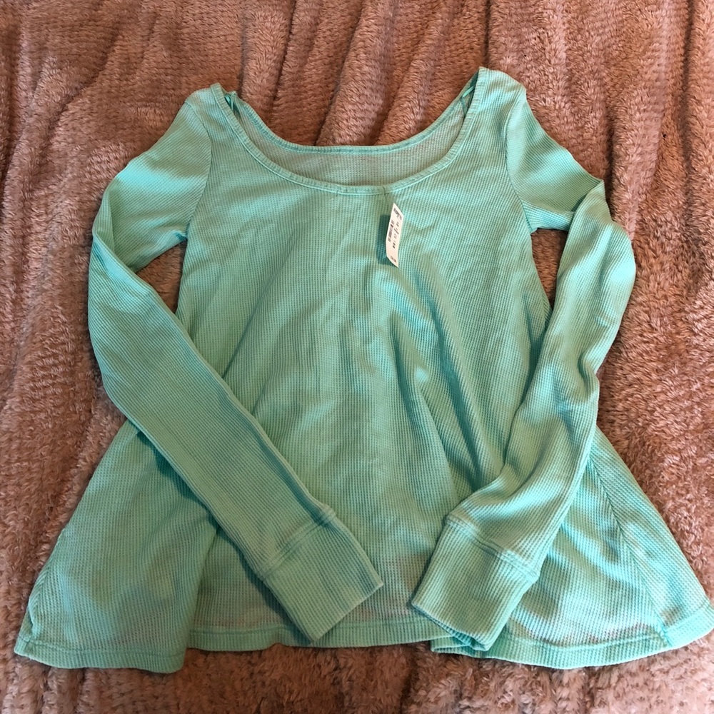 BRAND NEW Aeropostale teal top!
